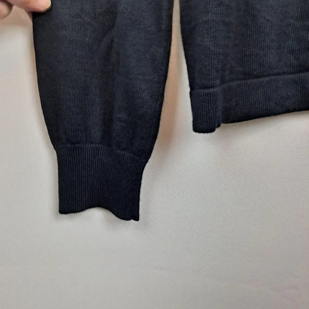 Banana Republic Mens pullover sweater NWOT‎